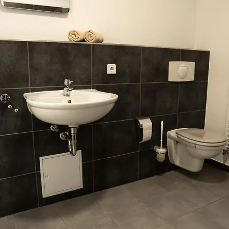 Full House - Design - Wifi Inkl Apartment *